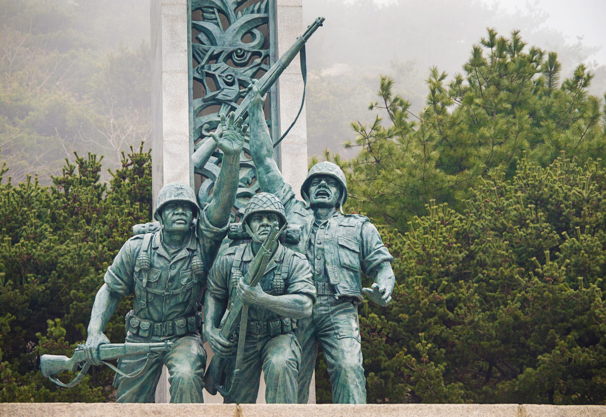 Статуя солдатам в Мемориальном комплексе